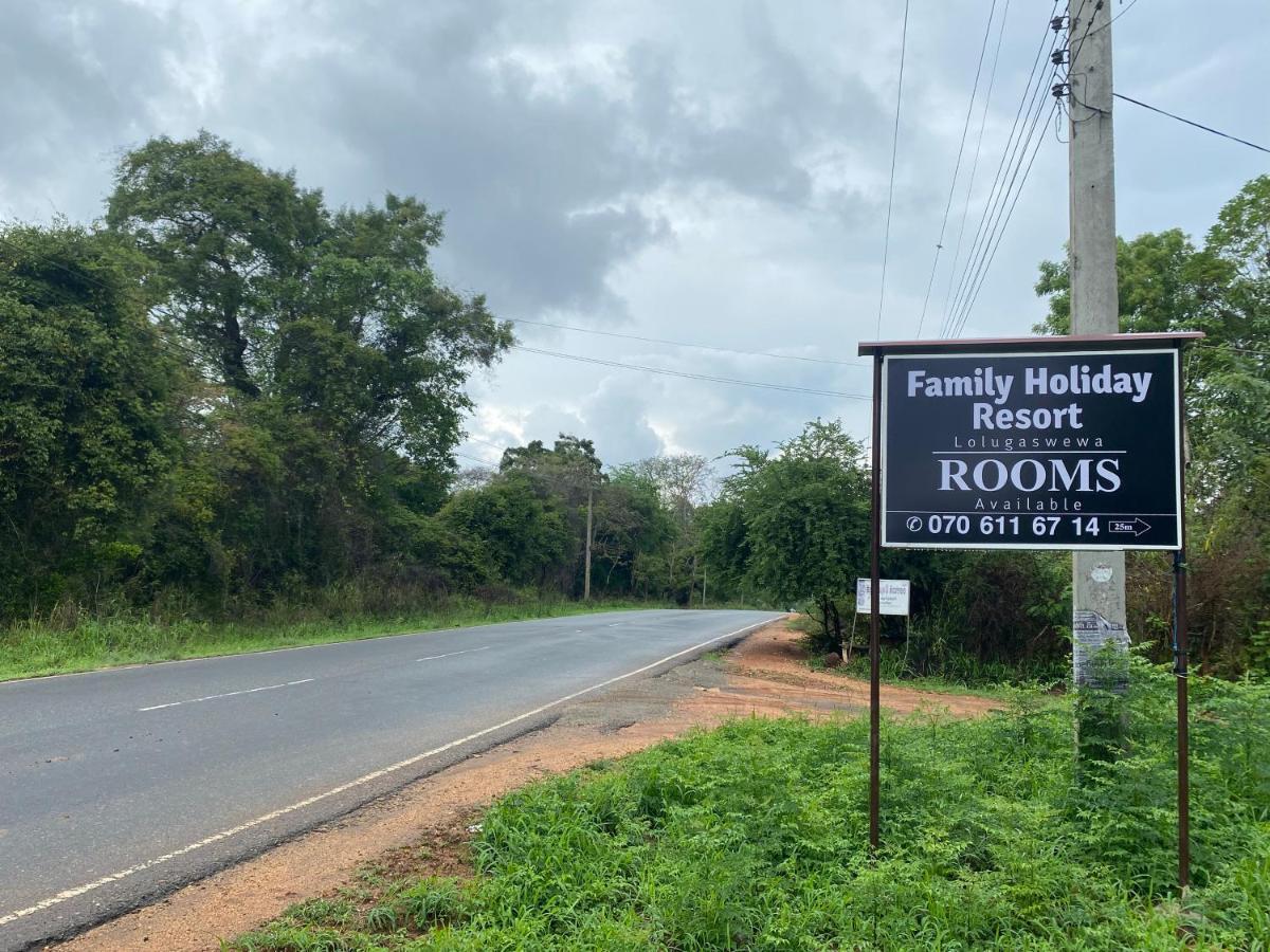 Family Holiday Resort Anuradhapura Exteriör bild